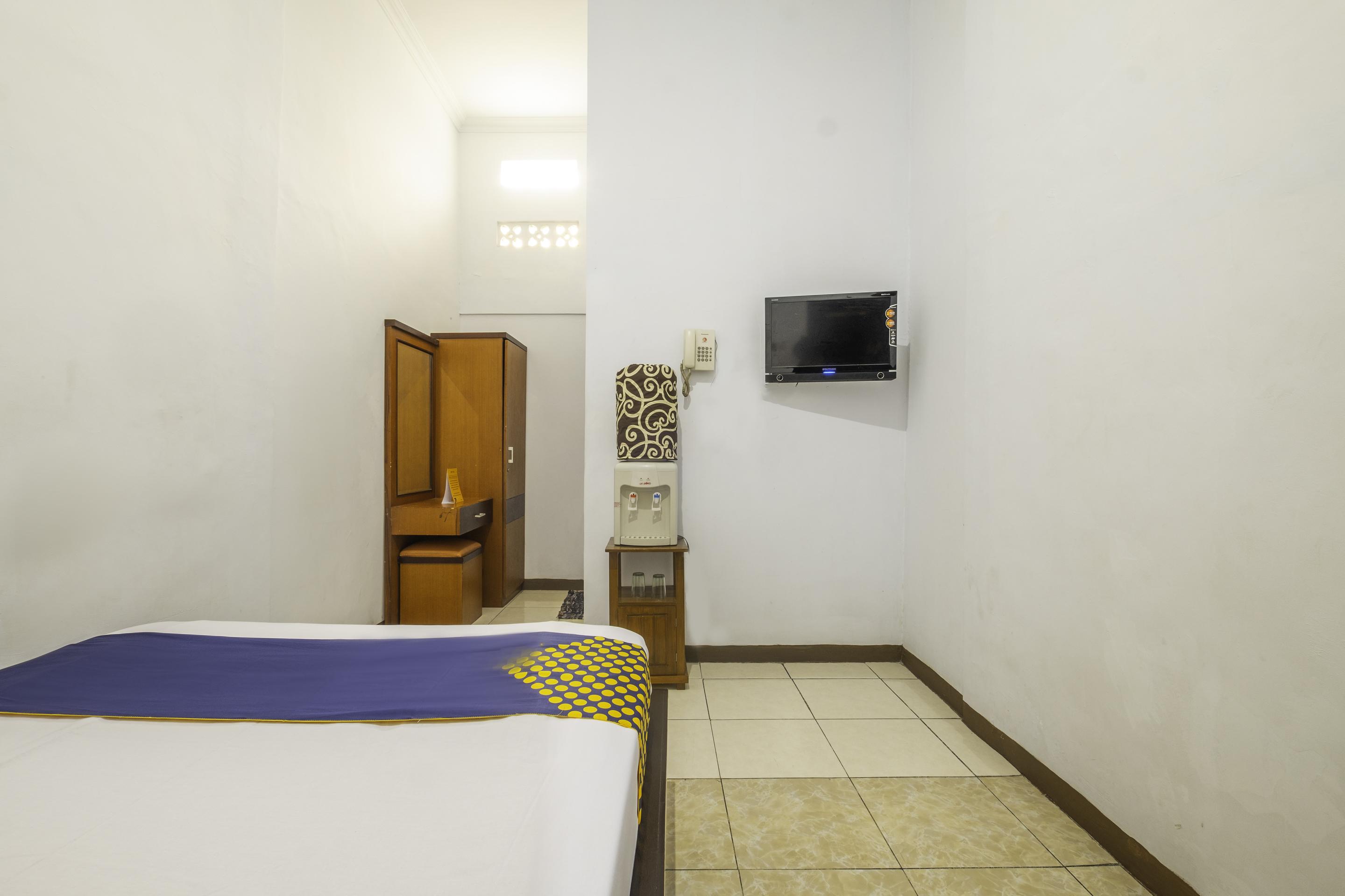 Spot On 2395 Hotel Aden 2 Syariah Tasikmalaya Eksteriør billede