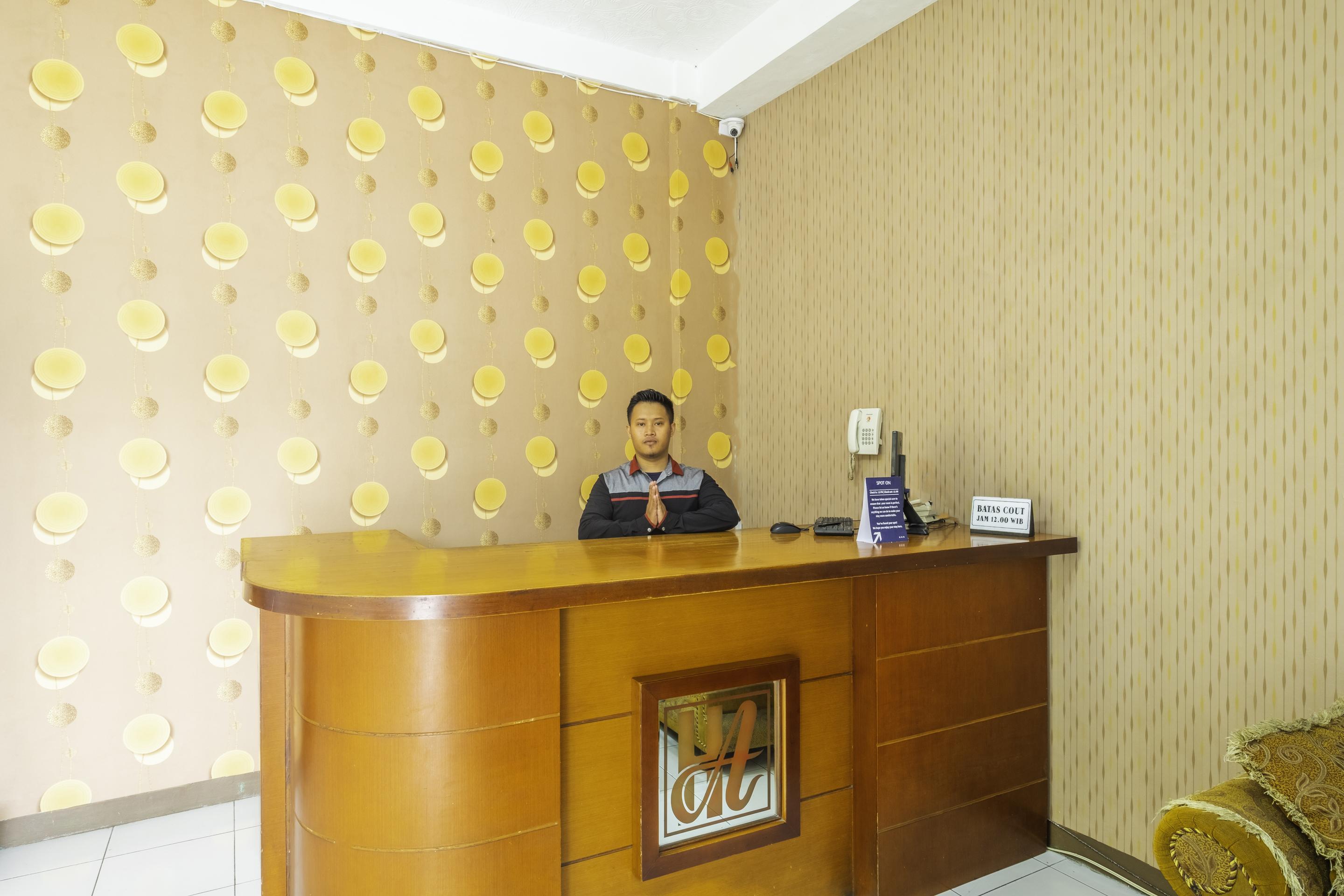 Spot On 2395 Hotel Aden 2 Syariah Tasikmalaya Eksteriør billede